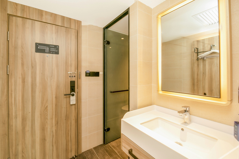 Bathroom 3, HanTingホテル(), Beijing