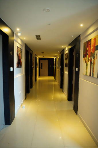 Others 5, Hotel La Casa, Krishna