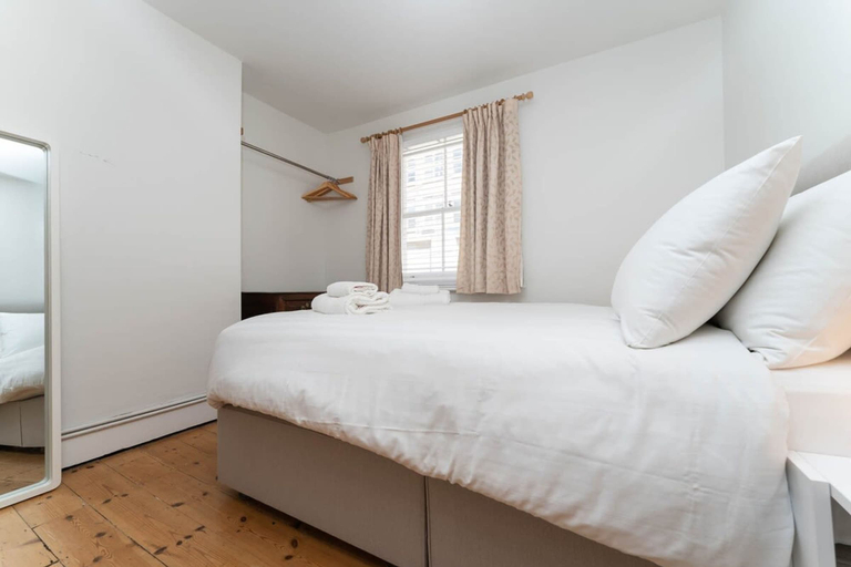 Room 3, Host Stay The Navy at Frederick Gardens, Brighton and Hove