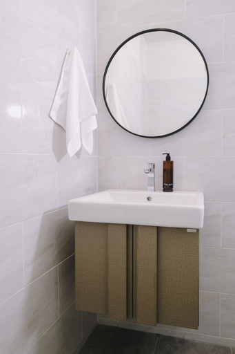 Bathroom 3, Raya Hotel Krabi, Mueang Krabi
