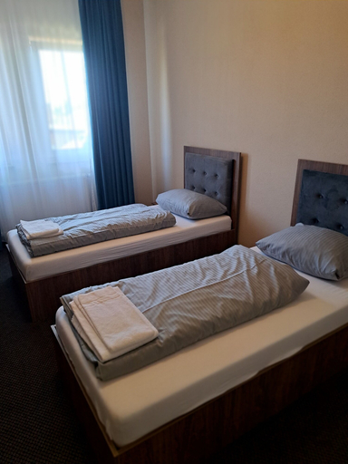 Bedroom 5, Blue Hotel, Augsburg