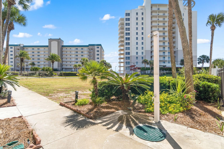 Exterior & Views 2, Grand Caribbean West 215, Escambia