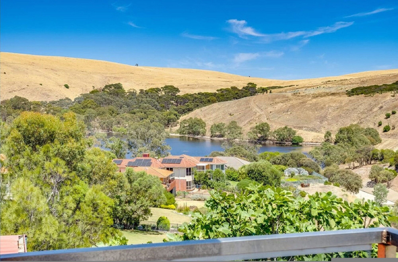 Room 4, The Darling of Marina - A Hilltop and Sea Getaway, Yankalilla