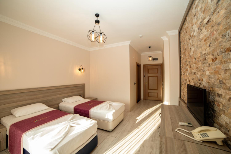 Bedroom 2, Kuzey Park Hotel, Gökçeada