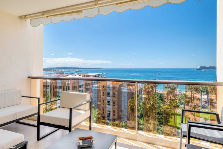 View from property 5, Charming Oasis With Terrace 4 BD/ 8P - Cannes, Alpes-Maritimes