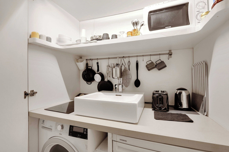 Private kitchen, Cosy Apartment - 1br/2p - Ternes/arc de Triomphe, Paris