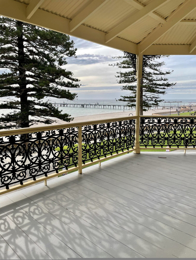 Room 3, Seafield Tower Glenelg Apartment no 5, Adelaide