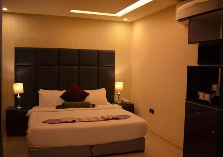 Bedroom 2, Nawat El Madinah Hotel, Al Madinah Al Munawwarah