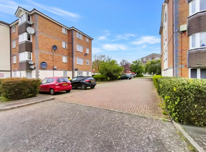 Exterior & Views 2, North London Cozy Apartment Retreat, London