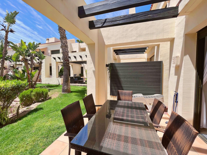 Outdoor dining 4, Casa Mila Roda Sleeps 4 With Pool, Murcia