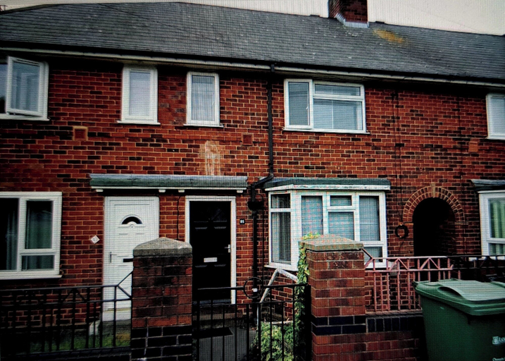 Exterior, 2 Bedroom House in Leeds - Sleeps 5, Wifi, Pets, Leeds