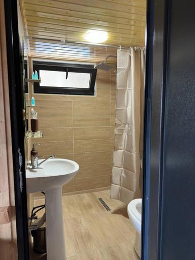 Bathroom 3, Elia Hut Kazbegi, Kazbegi