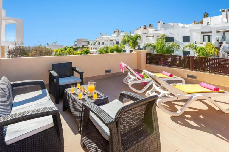 Room 3, Casa Eva in Nerja With 3 Bedrooms and 3 Bathrooms, Málaga