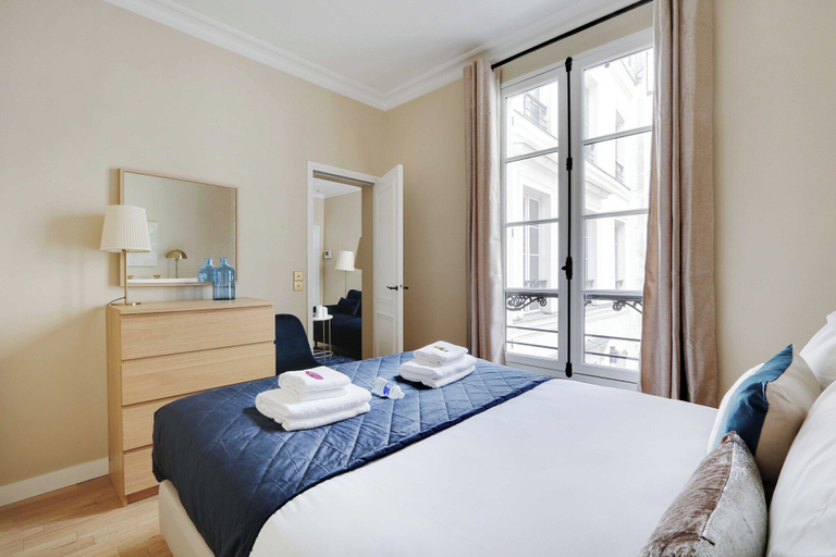 Room 4, Splendid Apartment - 1br/4p - Tuileries, Paris