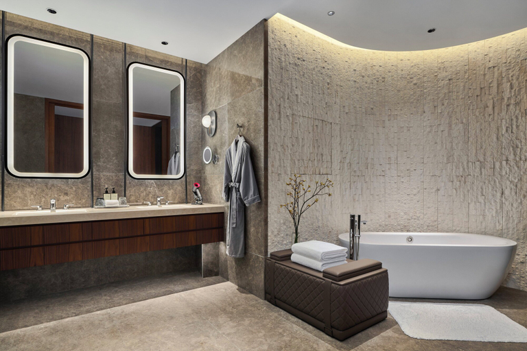 Bathroom 4, Shanghai Snow World Hotel, Vignette Collection by IHG, Shanghai