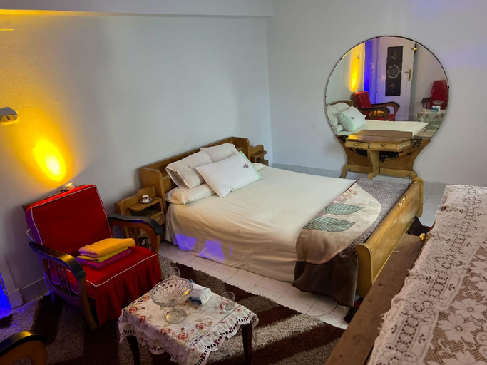 Room 3, 2 Bedroom Apartment With Balcony, Az-Zohur