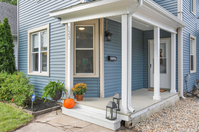 Exterior & Views 2, 3 Bedroom 2 Bath Home Near Notre Dame 123nd, Saint Joseph