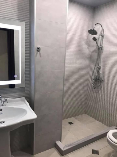 Bathroom 3, Light palace Hotel, Batumi