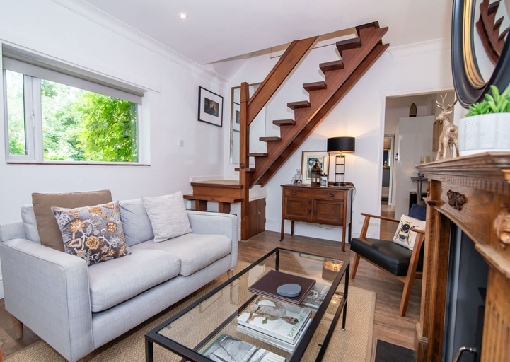 Room 4, Host Stay Terrace on Canal, Worcestershire