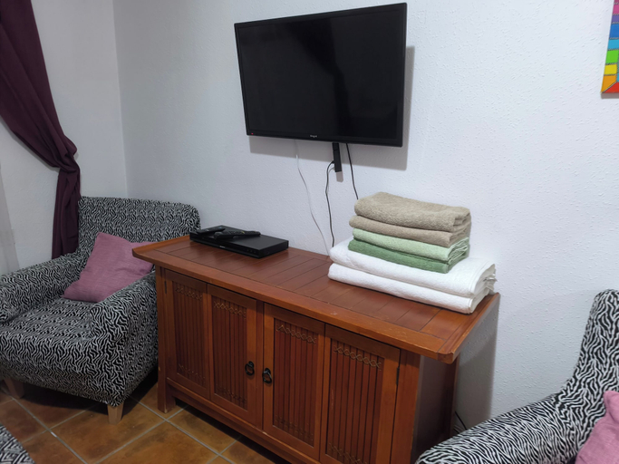 Interior 4, Apt - Sleeps 5 - Pool - Parking, Santa Cruz de Tenerife