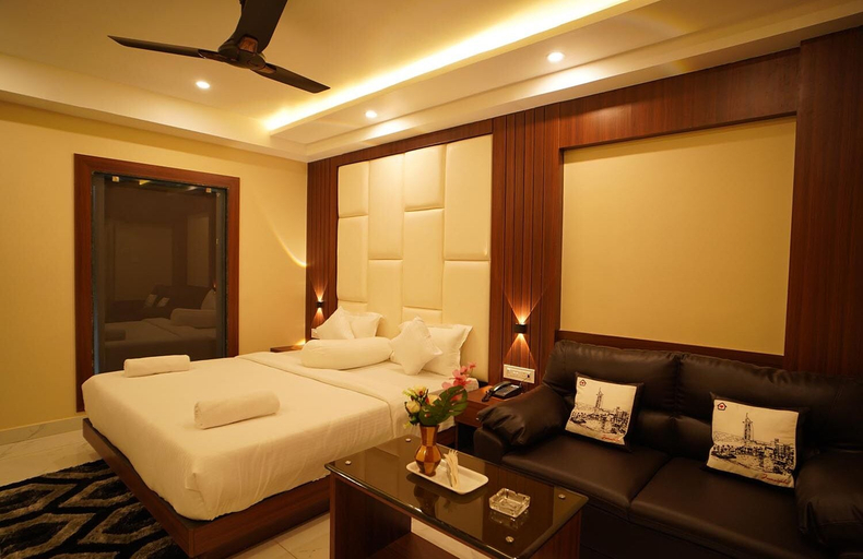 Bedroom 3, Royal Palace Beach Resort, Purba Medinipur