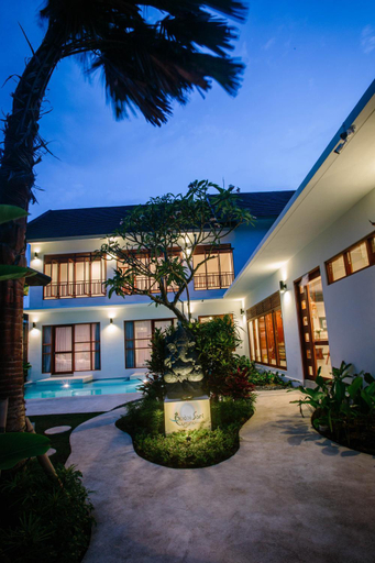 Exterior 7