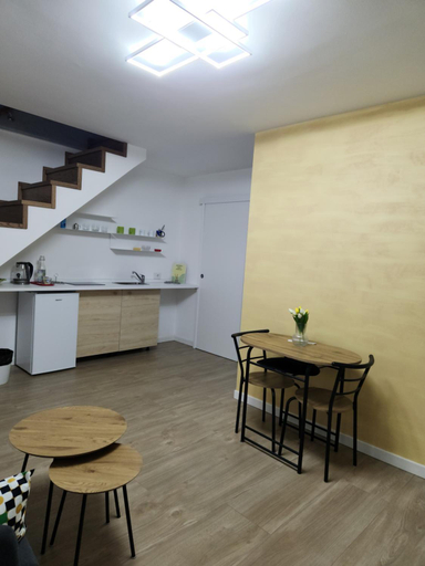Others 5, CASA CLEO, Udine