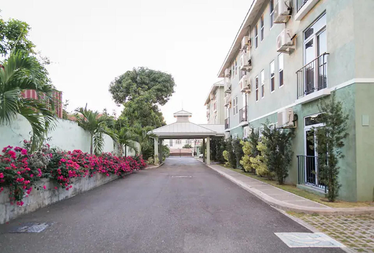 Property grounds 3, 1-Bed Smart Access Condo Near Bob Marley Museum