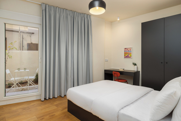 Bedroom 5, boat house, Central Macedonia