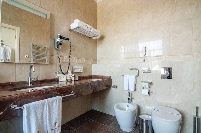 Bathroom 4, Palace Del Mar, Odes'ka