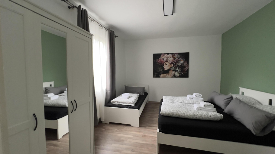 Room 2, Koblenz Executive Suites, Koblenz