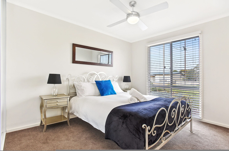 Room 5, SA Holiday House Dunes Views on Simpson, Alexandrina - Coastal