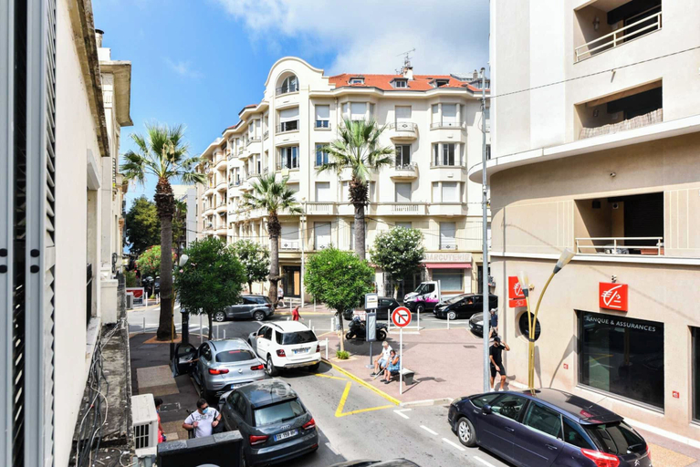 Others 3, Cozy Apartment Juan-les-pins / 200m Beach, Alpes-Maritimes