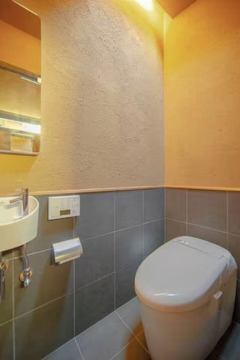 Bathroom 4, Retreat Kamikashiwano, Kyoto