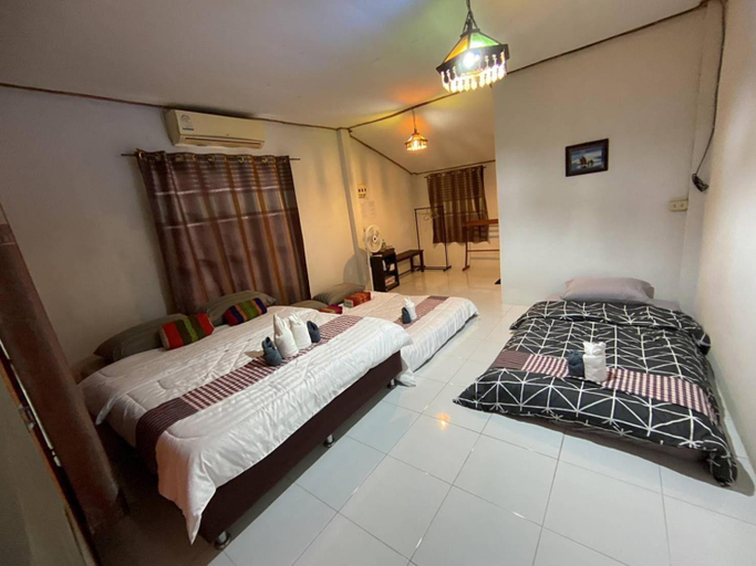 Bedroom 2, เชียงคานเรือนไม้ รีสอร์ท, Chiang Khan