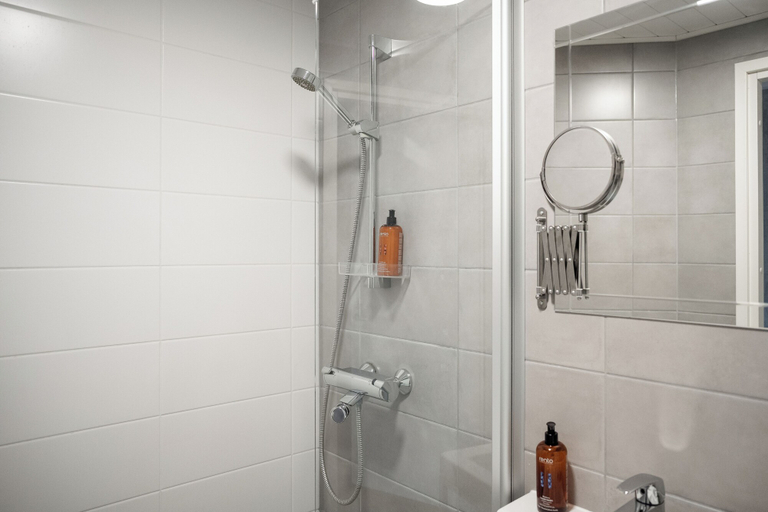 Bathroom 2, Frans&Frans hotel and apartments, Satakunta