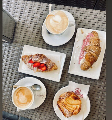 Food & Drinks, VIVO rooms, Macerata