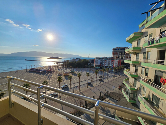 Others 2, Sea View 1-bed Apartment in Vlore, Vlorës