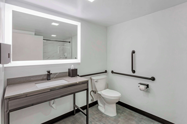 Bathroom 3, Hotel Blue 66, BW Signature Collection, Guadalupe