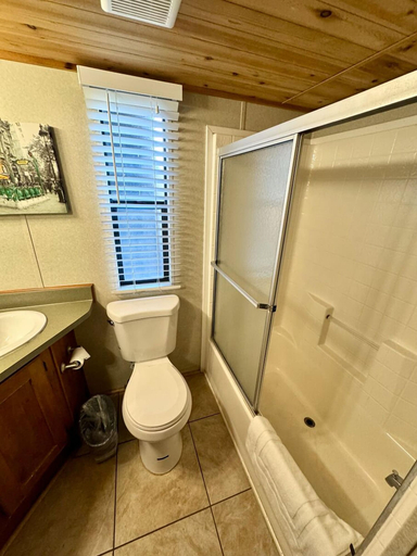 Bathroom 3, Avila Pismo RV Resort and Campground, San Luis Obispo