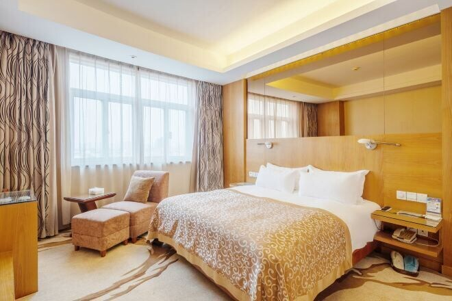Bedroom 3, Meiyuan Hotel, Jiaxing