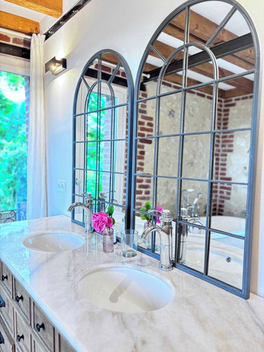 Bathroom 5, Exceptional 5 Bedroom House Near the Beach, Calvados