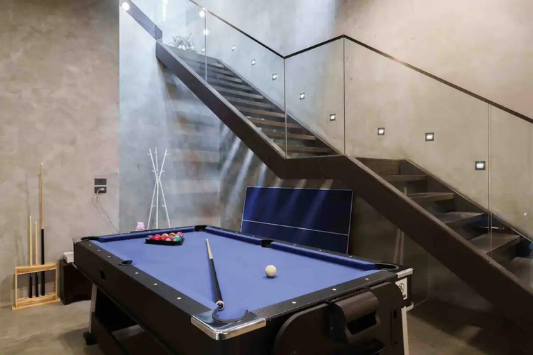 Game room, The Oasis Tranquil Escape, Wattana