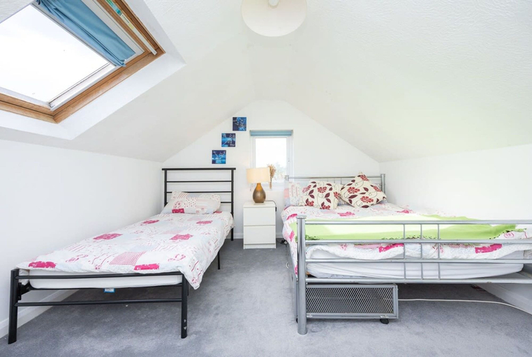Room 5, Host Stay Downs Valley House, East Sussex