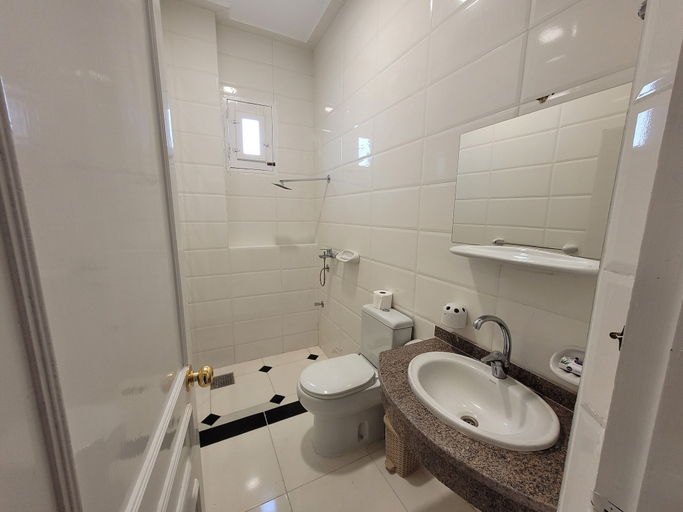 Bathroom 3, Sharqotel Luxor, Luxor