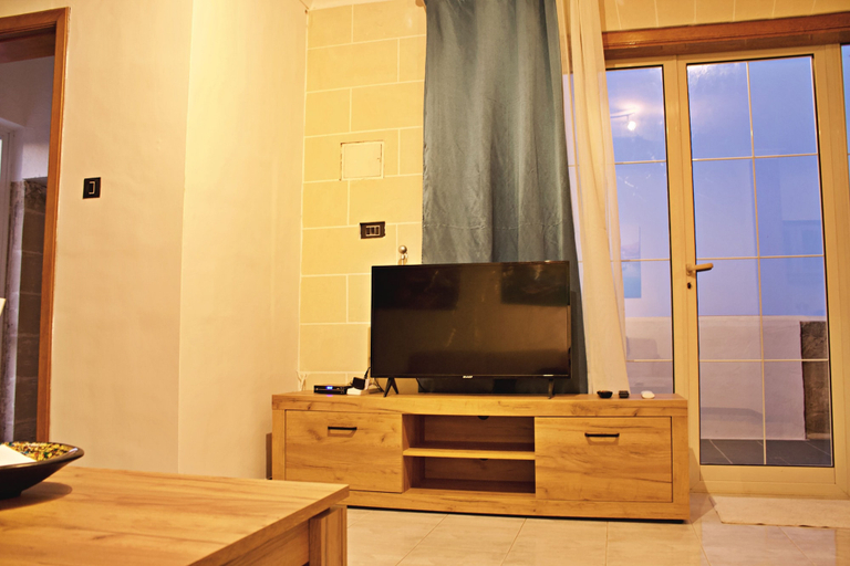 Others 5, Green Grove Guest house