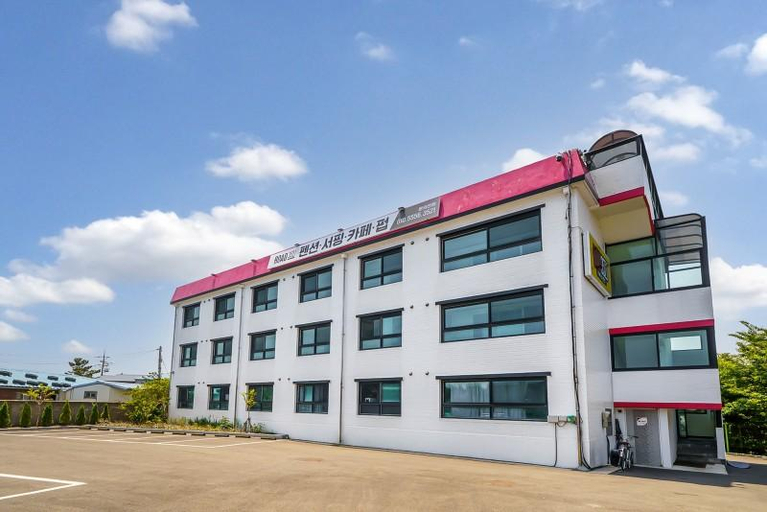 Exterior & Views 1, Yangyang Road 3521 Pension, Yangyang