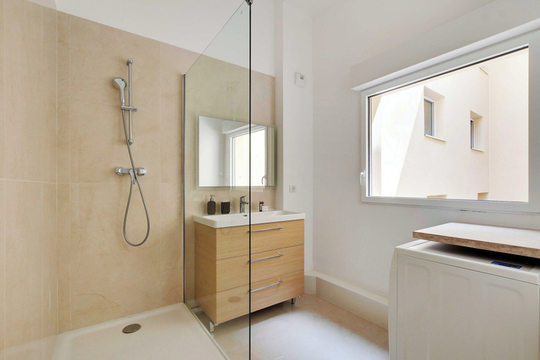 Bathroom 3, Charming Apartment -2br-6p- Nogent-sur-marne, Val-de-Marne