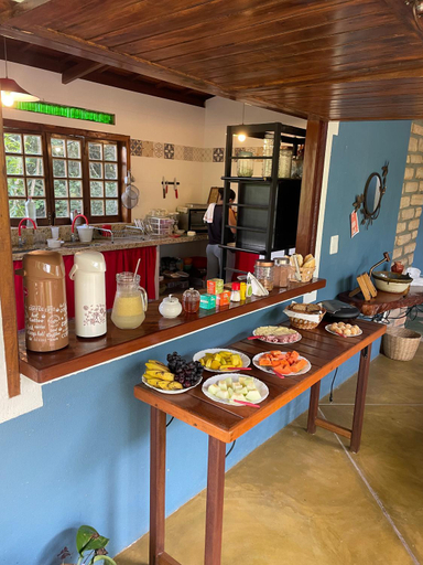Food & Drinks