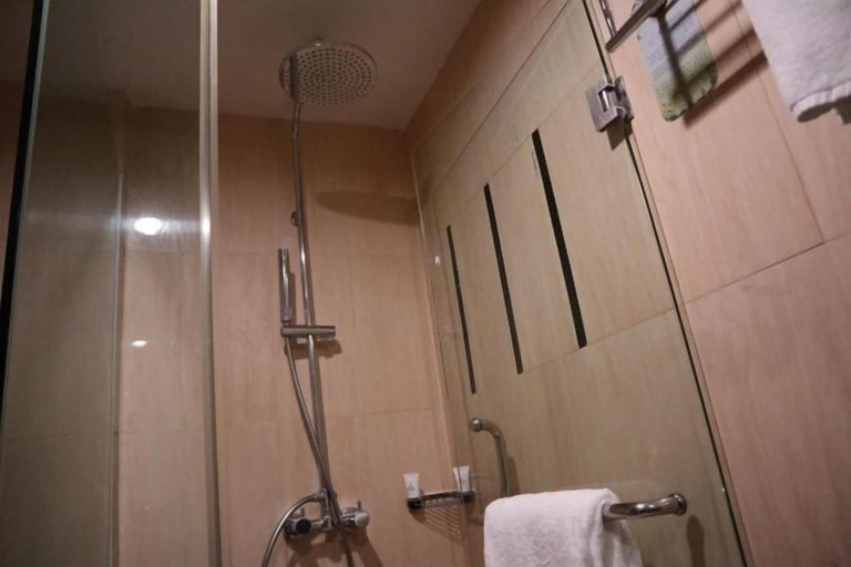 Bathroom 8